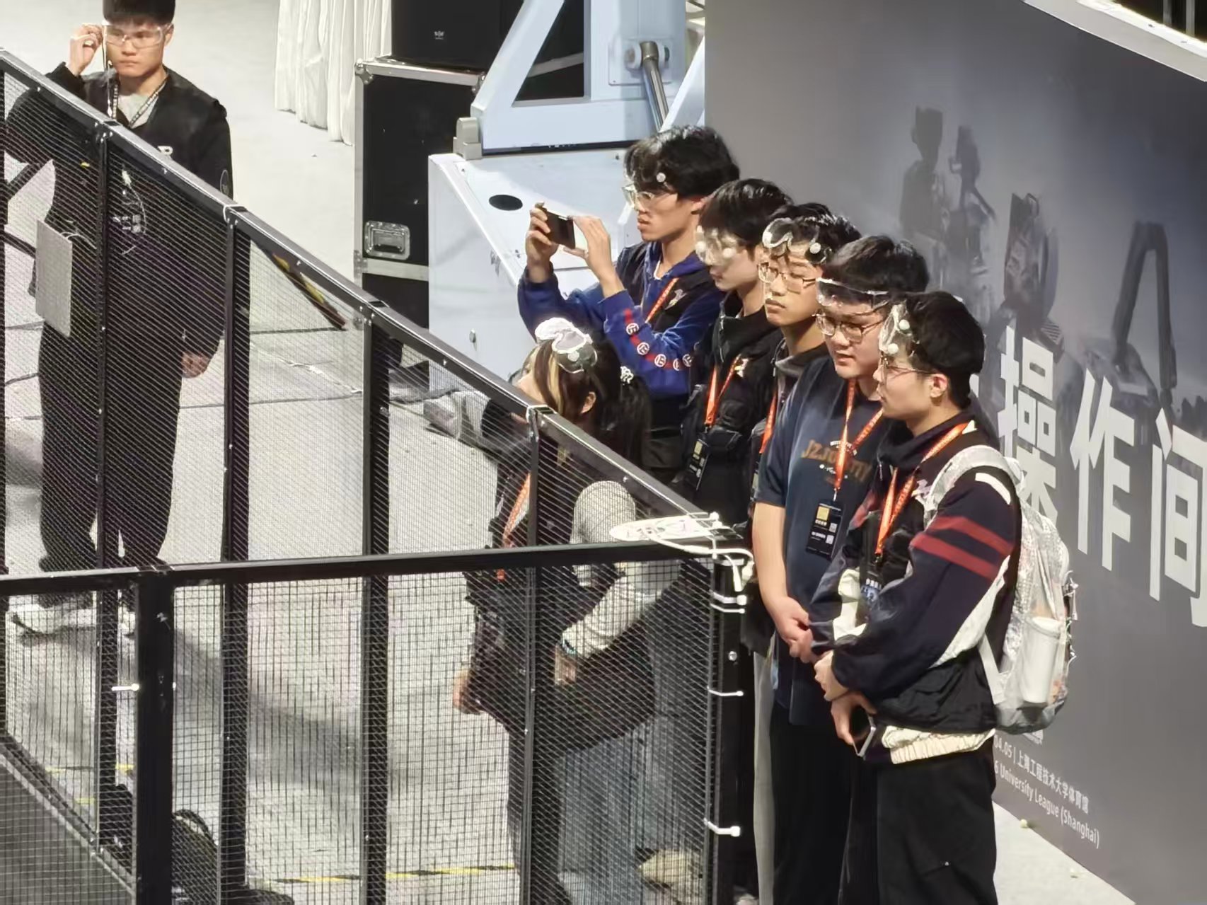 赛场观战